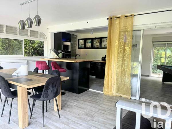 Maison à vendre 8 pièces 230 m² Les Abymes