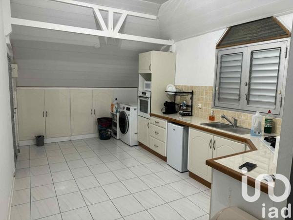 Maison à vendre 8 pièces 230 m² Les Abymes