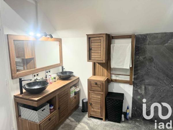 Maison à vendre 8 pièces 230 m² Les Abymes