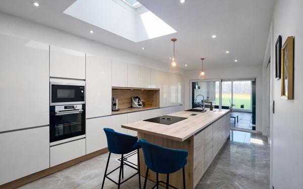 Maison à vendre    5 pièces • 191,07 m2 Eschau