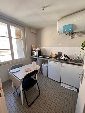 STUDIO - CENTRE VILLE -Rue Gaston Hulin