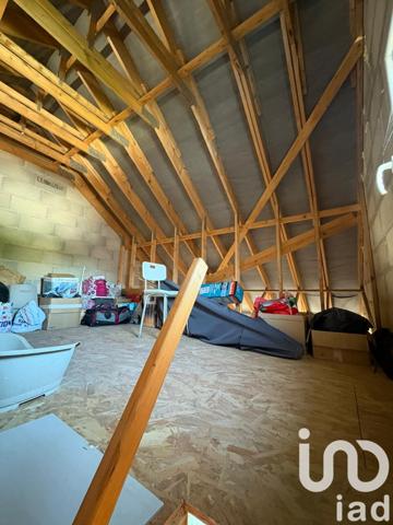 Maison à vendre 4 pièces 99 m² Saint-Pantaléon-de-Larche