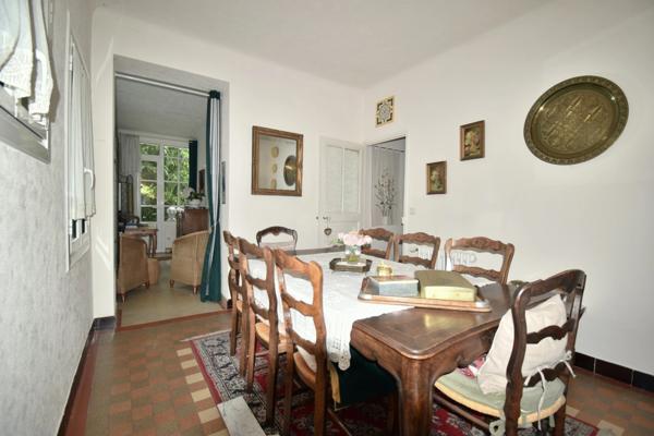 À VENDRE : Maison de caractère, 140 m², 5 chambres sur une parcelle de 372 m2