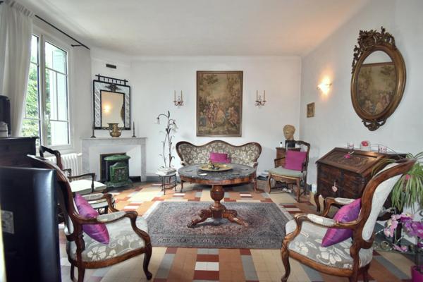 À VENDRE : Maison de caractère, 140 m², 5 chambres sur une parcelle de 372 m2