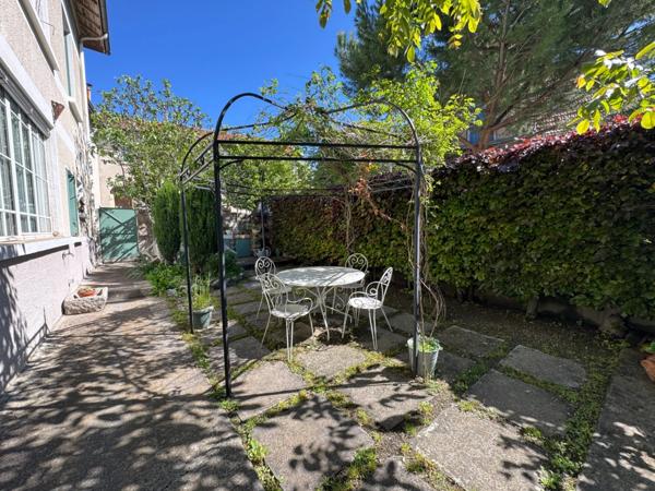 À VENDRE : Maison de caractère, 140 m², 5 chambres sur une parcelle de 372 m2