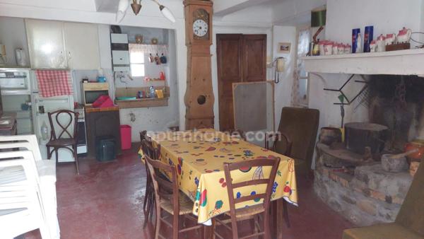 Maison à vendre 4 pièces BARCILLONNETTE (05)