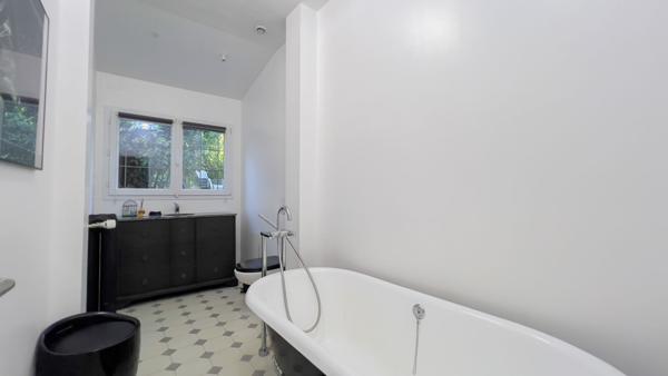 Maison de charme à colombages proche gare.