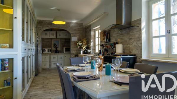 Location maison 7 pièces 210 m² Saint-Maximin-la-Sainte-Baume