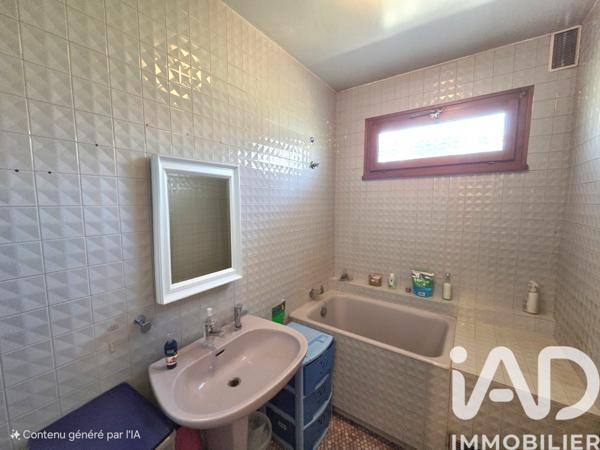 Maison à vendre 10 pièces 307 m² Sallanches