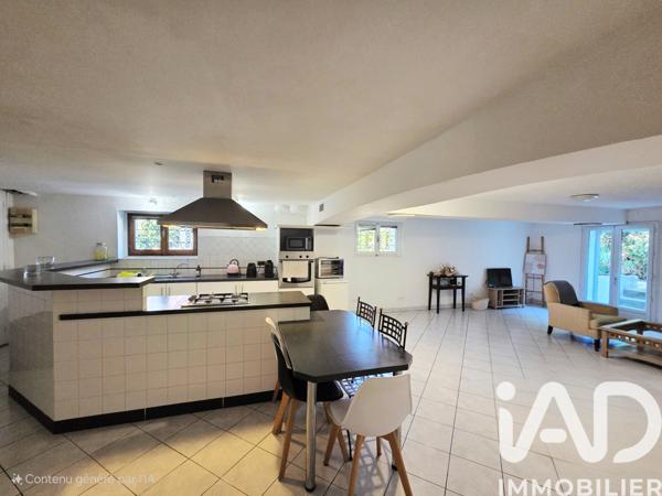 Maison à vendre 10 pièces 307 m² Sallanches