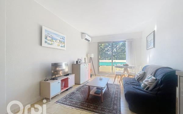 Appartement à vendre    2 pièces • 38,02 m2 Saint-Raphaël
