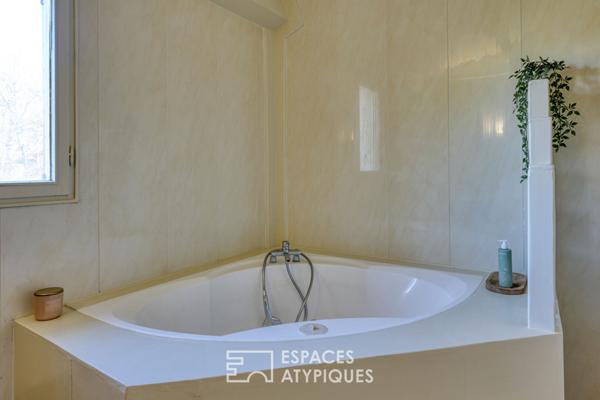 Maison rénovée dans son havre de paix