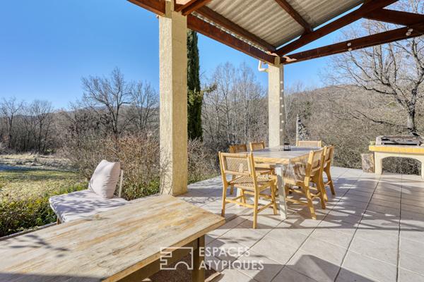 Maison rénovée dans son havre de paix