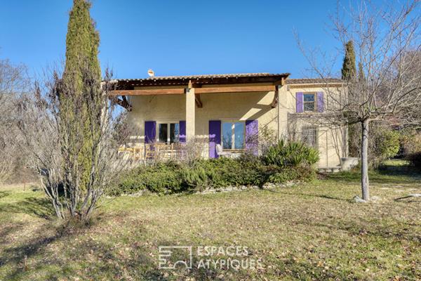 Maison rénovée dans son havre de paix