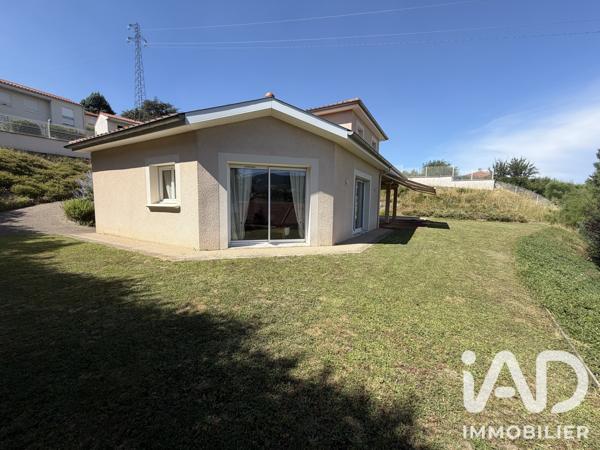 Maison à vendre 6 pièces 121 m² Saint-Jean-Bonnefonds