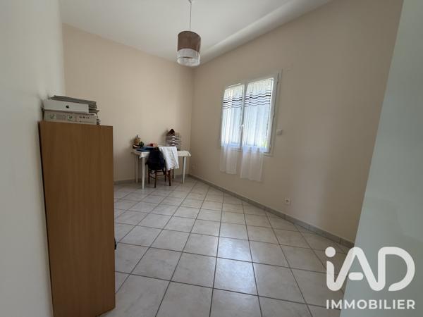 Maison à vendre 6 pièces 121 m² Saint-Jean-Bonnefonds