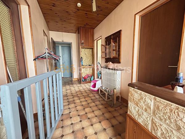 Vente
                Maison158 m² - 7 Pièces -
                    VILLENEUVE LE ROI (94290)