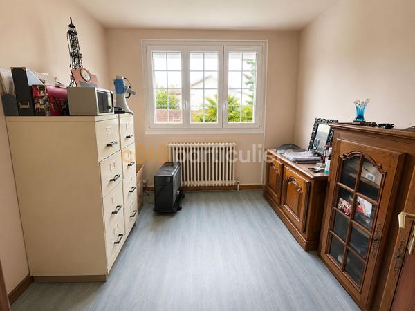 Vente
                Maison158 m² - 7 Pièces -
                    VILLENEUVE LE ROI (94290)