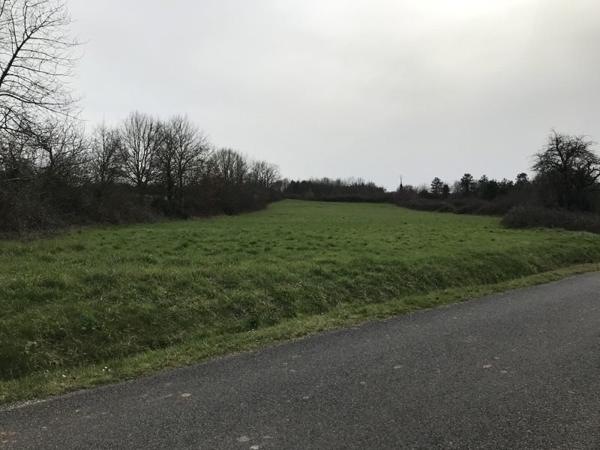 Terrain à vendre |  Charras |  620 m²