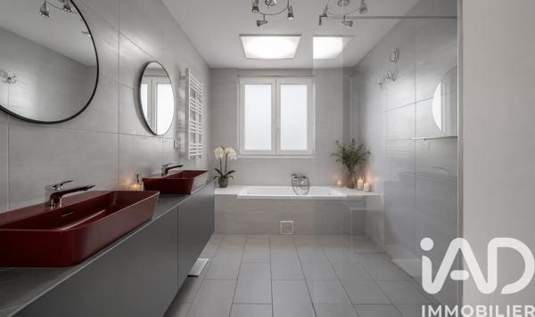 Maison à vendre 5 pièces 257,8 m² Le Cannet