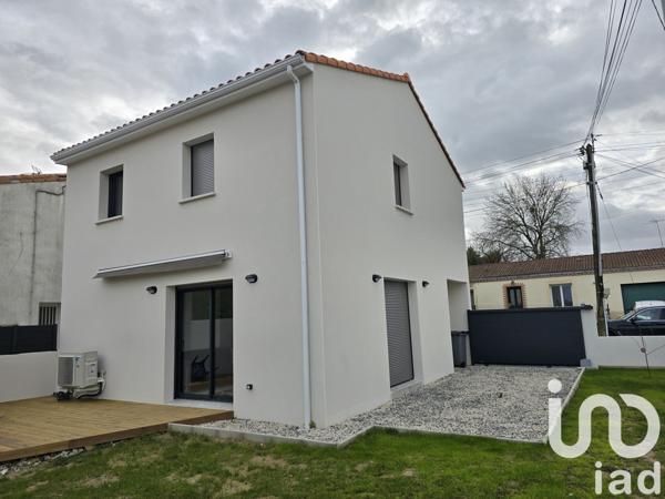 Maison 4 pièces de 93 m² à Bouguenais (44340)