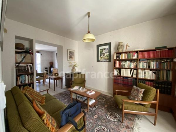 Thouars (79) Maison proche place Lavault 9 pièces