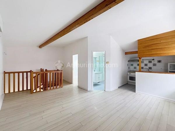 Location                                                      Appartement
                        
                     2 pièces                      49 m2                     à Chamalières