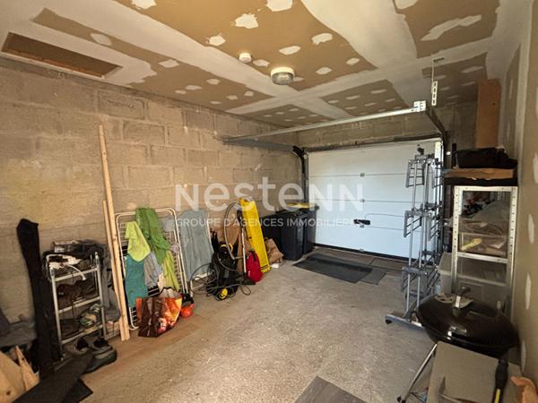Belle maison contemporaine de 151m² au sol à vendre avec 4 chambres et jardin à Mayet (72360)