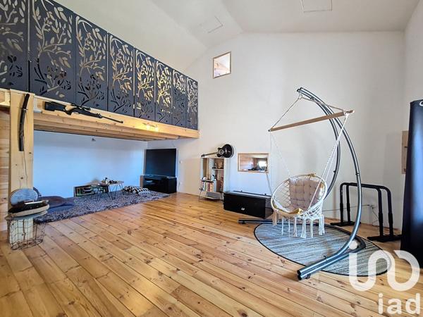 Ferme 5 pièces de 166 m² à Cayres (43510)