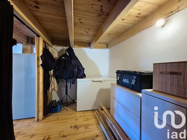 Ferme 5 pièces de 166 m² à Cayres (43510)