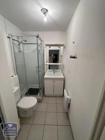 Appartement à louer 1 pièce 31.7m² Calais (62100)