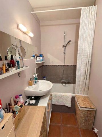 APPARTEMENT TYPE 2 / BALCON