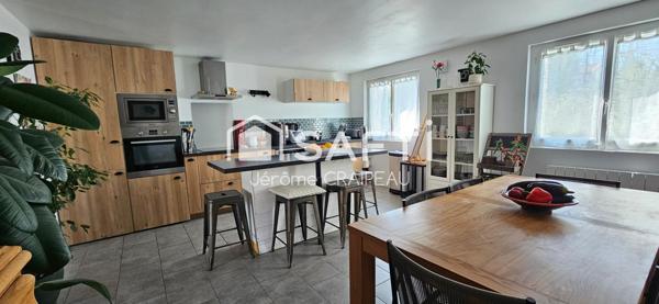 Maison familiale avec 5 chambres en centre-ville de MOUILLERON LE CAPTIF.