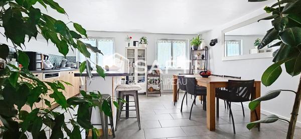 Maison familiale avec 5 chambres en centre-ville de MOUILLERON LE CAPTIF.