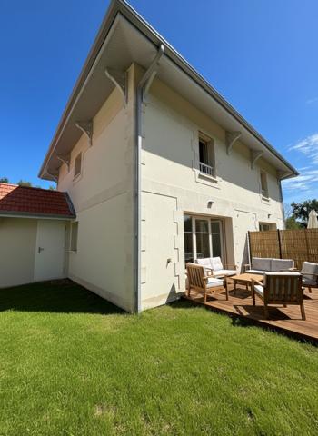 Vente
                Appartement68 m² - 3 Pièces -
                    SOULAC SUR MER (33780)