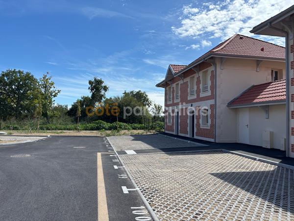 Vente
                Appartement68 m² - 3 Pièces -
                    SOULAC SUR MER (33780)