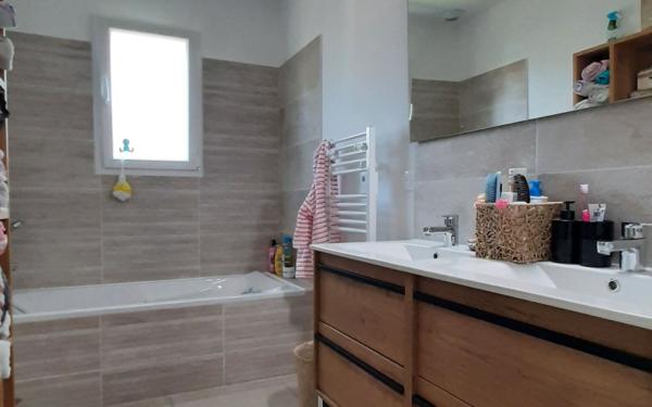 Maison à vendre    4 pièces •  Gujan-Mestras