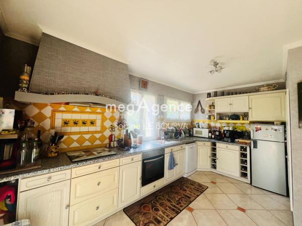 Maison à PLOUBEZRE, 22300 - 8 pièces 173m²