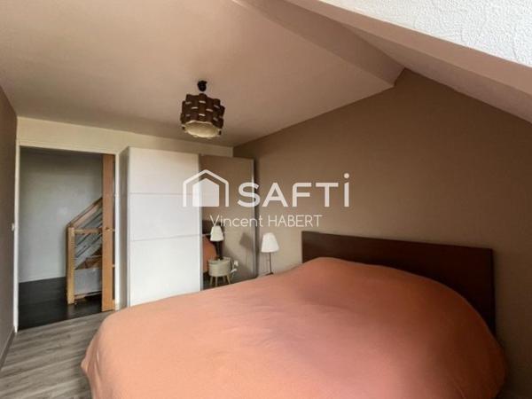 Appartement T4 en duplex, petite copropriété.