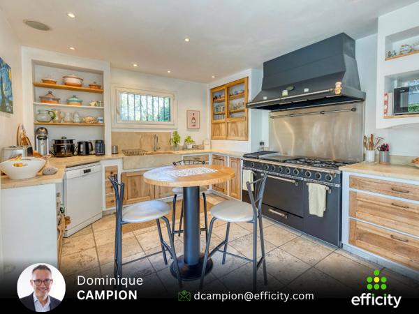 Maison
         9 pièces
        - 256 m² Bien prestige 1 090 000 € *