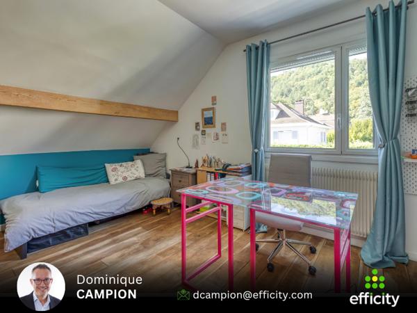 Maison
         9 pièces
        - 256 m² Bien prestige 1 090 000 € *