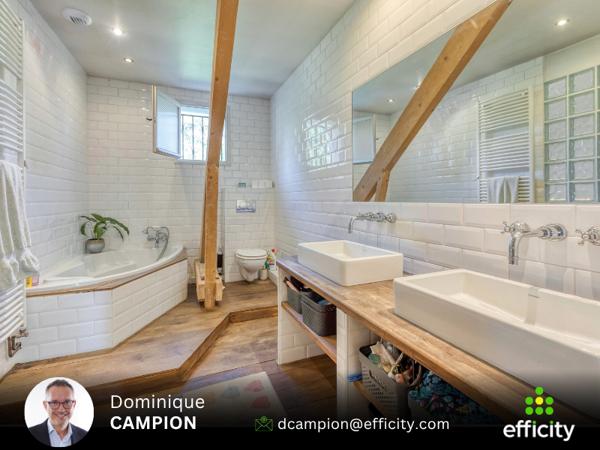 Maison
         9 pièces
        - 256 m² Bien prestige 1 090 000 € *