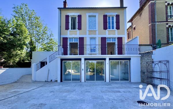Maison à vendre 9 pièces 225 m² Deux Rivières