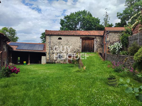 Corps de ferme Saint Georges D'aurac