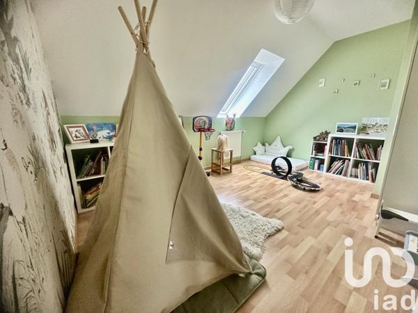 Pavillon 6 pièces de 143 m² à Dainville (62000)