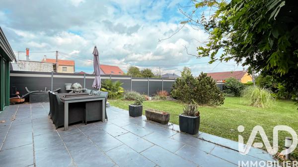 Maison à vendre 6 pièces 179 m² Cosnes-et-Romain
