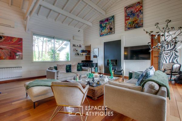 Elégance contemporaine au coeur d’un écrin boisé