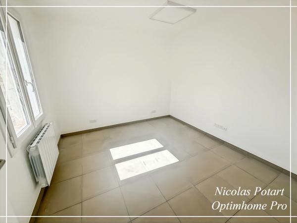 🏢 À louer – Local de bureaux neufs à proximité d'Estrées-Saint-Denis