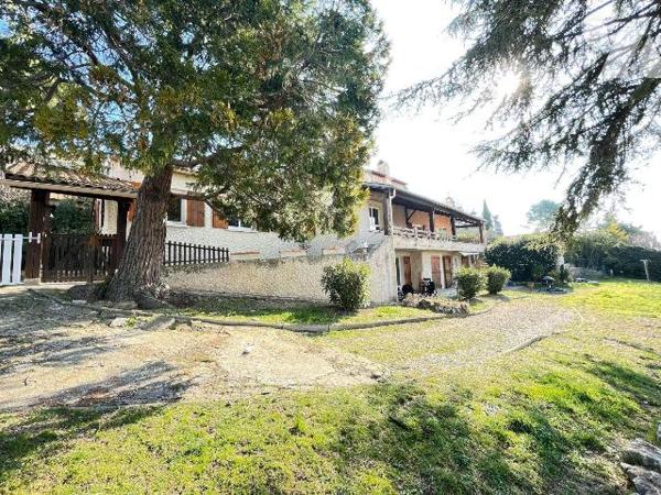 A vendre - Manoque (04) - Alpes-de-Haute-Provence: Superbe propriété d'env 271 m² offrant une m...