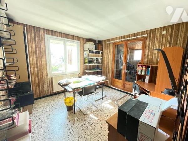 A vendre - Manoque (04) - Alpes-de-Haute-Provence: Superbe propriété d'env 271 m² offrant une m...